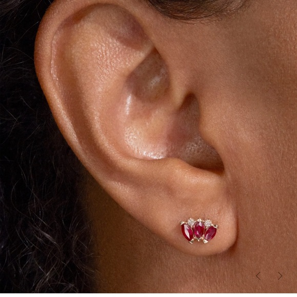 Stone and Strand Ruby Diamond Tiara Stud (x1) - Picture 3 of 6